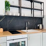 Apartment Wawelove Pilsudskiego - 3 Bedroom Apt. With Balcony And Free Parking! Krakau