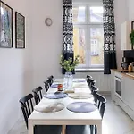 Wawelove Pilsudskiego - 3 Bedroom Apt. With Balcony And Free Parking! *