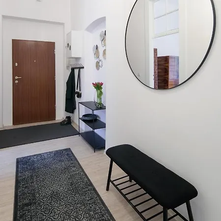Apartment Wawelove Pilsudskiego - 3 Bedroom Apt. With Balcony And Free Parking! Krakau