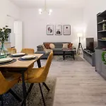 Διαμέρισμα Wawelove Pilsudskiego - 3 Bedroom Apt. With Balcony And Free Parking! Krasków