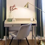 Διαμέρισμα Wawelove Pilsudskiego - 3 Bedroom Apt. With Balcony And Free Parking! Krasków