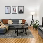 Wawelove Pilsudskiego - 3 Bedroom Apt. With Balcony And Free Parking!