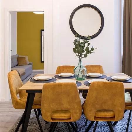 Lejlighed Wawelove Pilsudskiego - 3 Bedroom Apt. With Balcony And Free Parking! Kraków