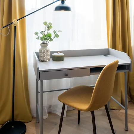 Wawelove Pilsudskiego - 3 Bedroom Apt. With Balcony And Free Parking! Kraków