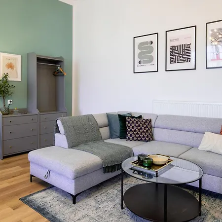 Wawelove Pilsudskiego - 3 Bedroom Apt. With Balcony And Free Parking! *