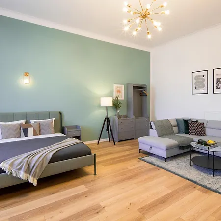 Wawelove Pilsudskiego - 3 Bedroom Apt. With Balcony And Free Parking!