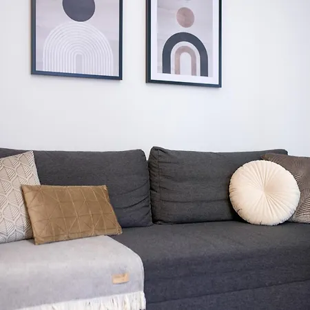 Lejlighed Wawelove Pilsudskiego - 3 Bedroom Apt. With Balcony And Free Parking!