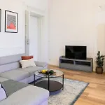 Appartamento Wawelove Pilsudskiego - 3 Bedroom Apt. With Balcony And Free Parking! Cracovia