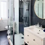 Appartamento Wawelove Pilsudskiego - 3 Bedroom Apt. With Balcony And Free Parking! Cracovia