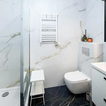 Wawelove Pilsudskiego - 3 Bedroom Apt. With Balcony And Free Parking! * קרקוב