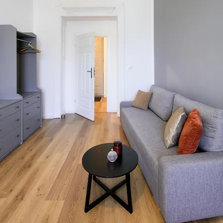 Wawelove Pilsudskiego - 3 Bedroom Apt. With Balcony And Free Parking! *