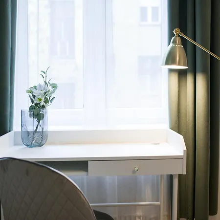 Wawelove Pilsudskiego - 3 Bedroom Apt. With Balcony And Free Parking! דירה